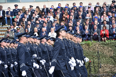 СВЕЧАНА ПРОМОЦИЈА 404 ПОЛИЦИЈСКА СЛУЖБЕНИКА